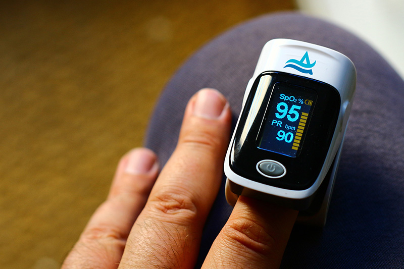 A customised finger pulse oximeter